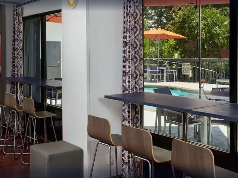 Hampton Inn Клемсон Экстерьер фото