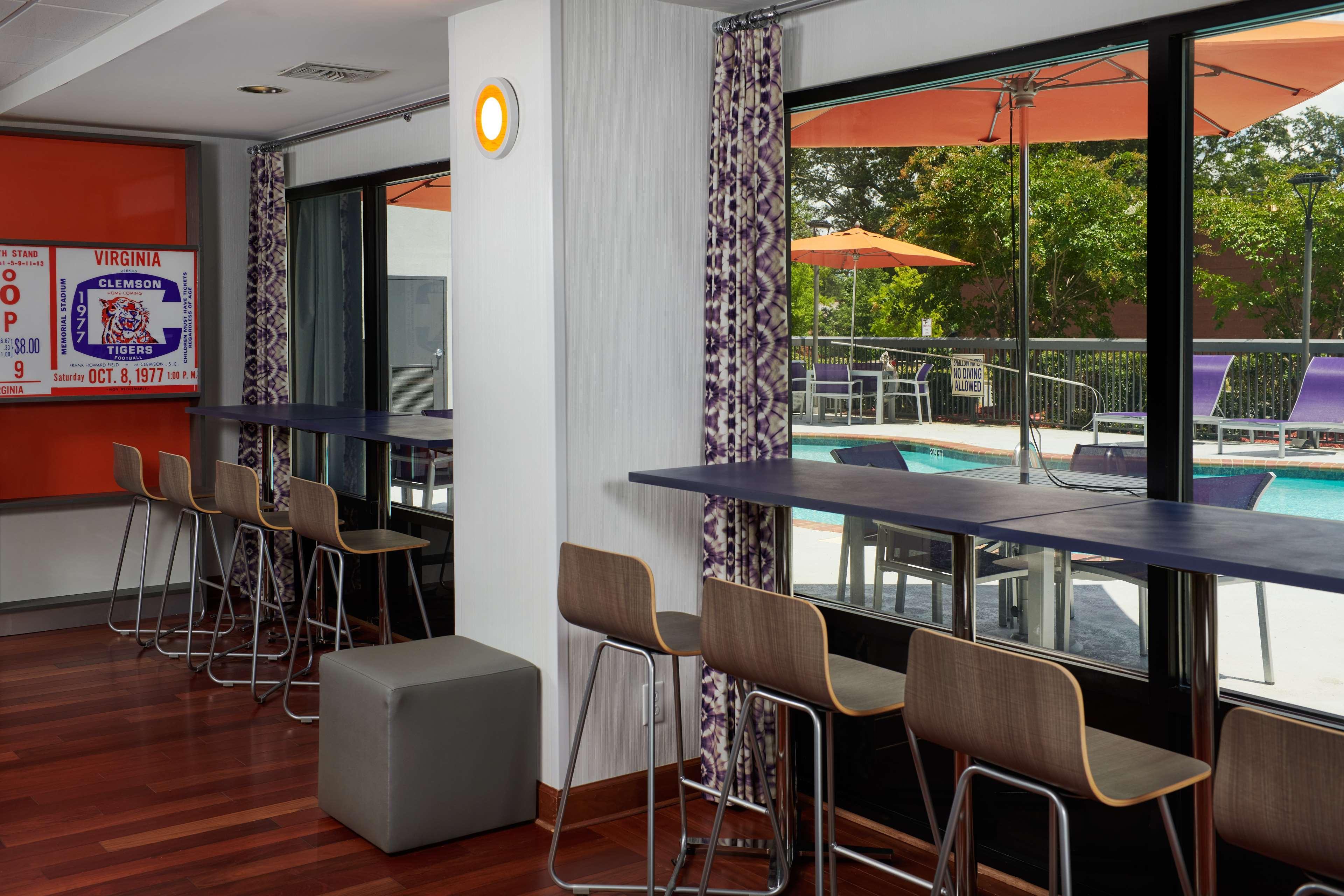 Hampton Inn Клемсон Экстерьер фото