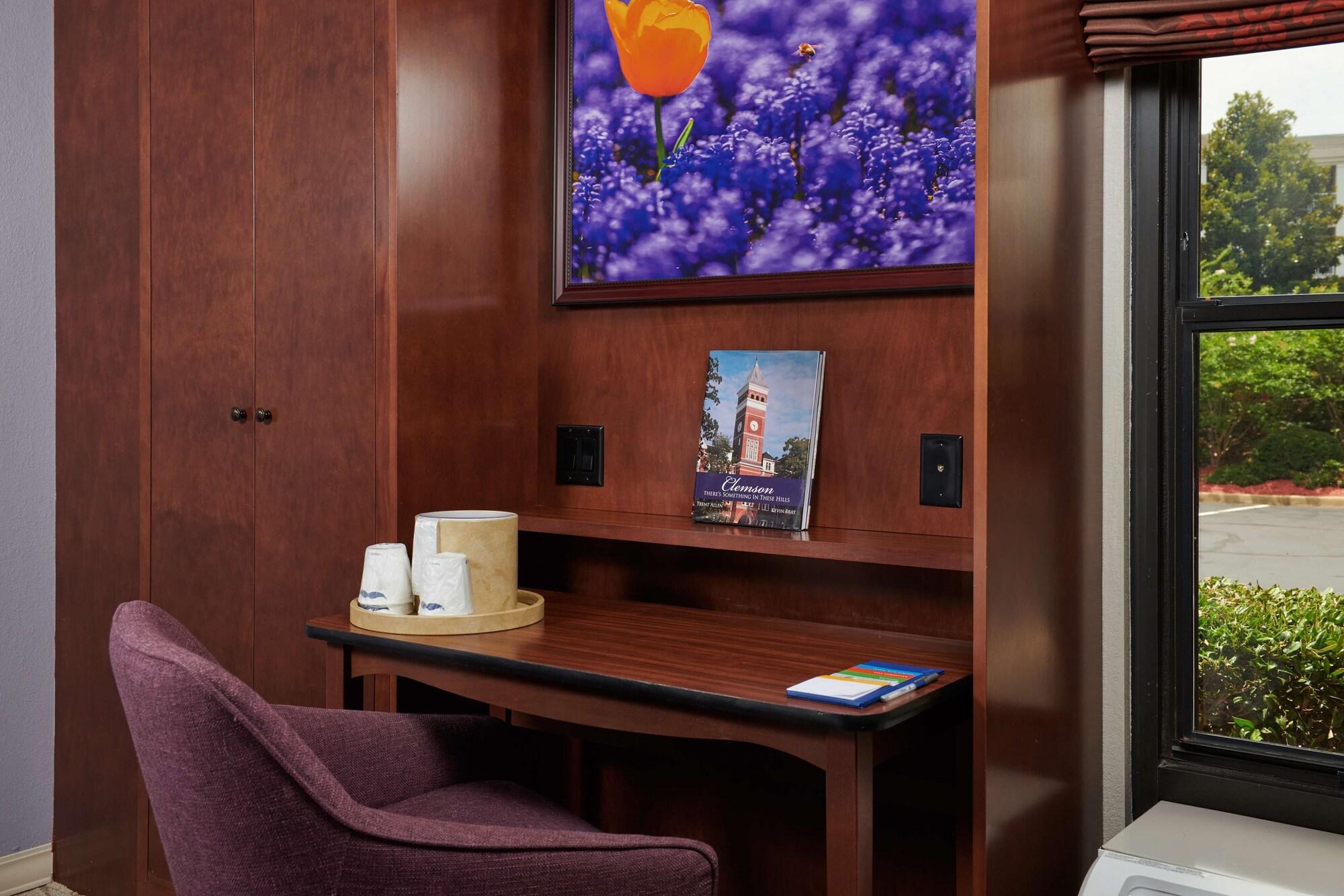 Hampton Inn Клемсон Экстерьер фото